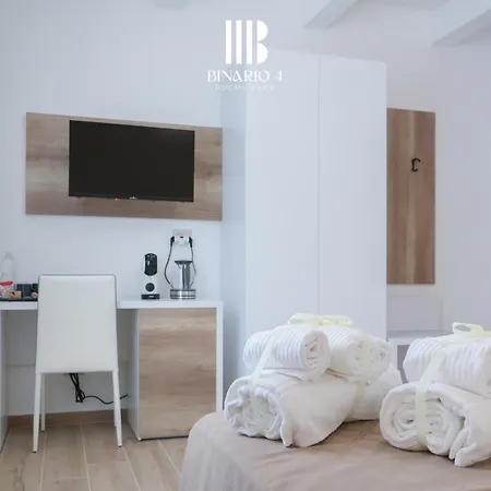 Binario 4 בית הארחה