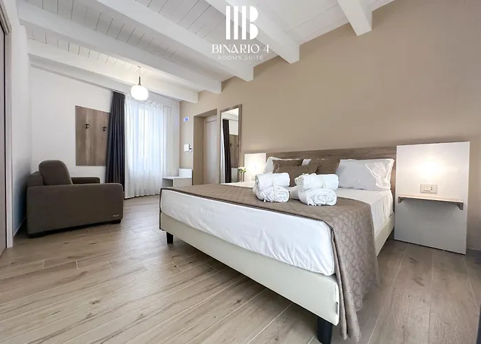 בית הארחה Binario 4 רנדה